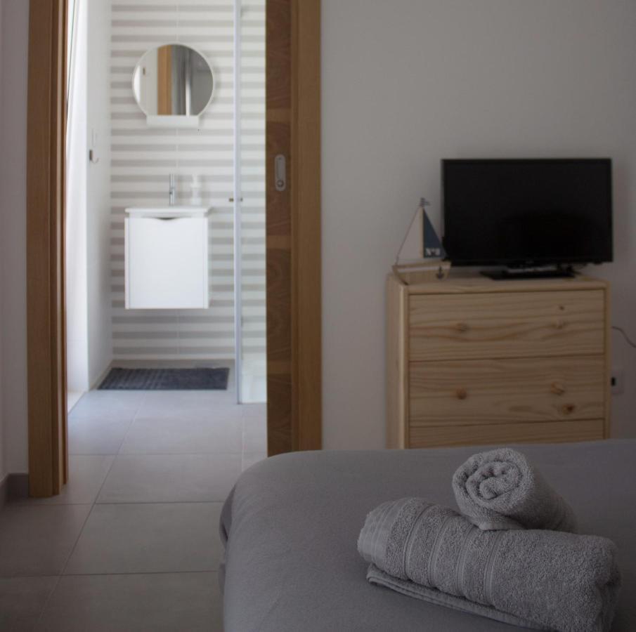 Almas Rooms Lagos Eksteriør bilde