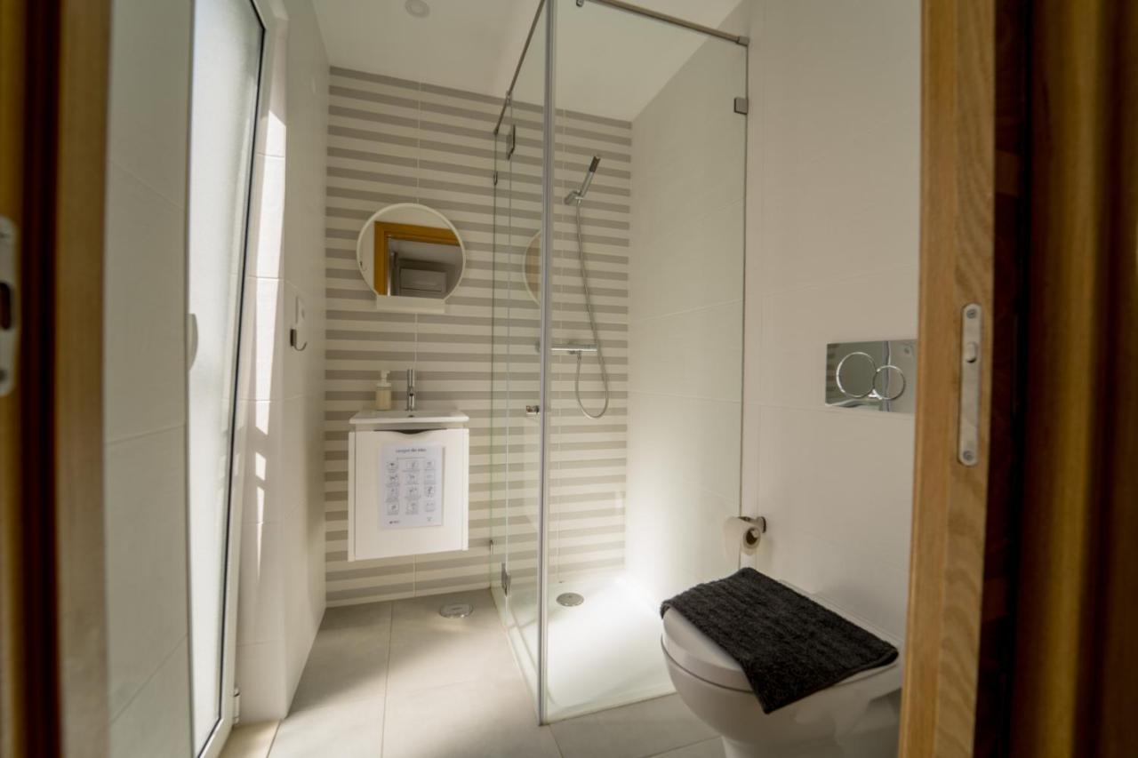 Almas Rooms Lagos Eksteriør bilde